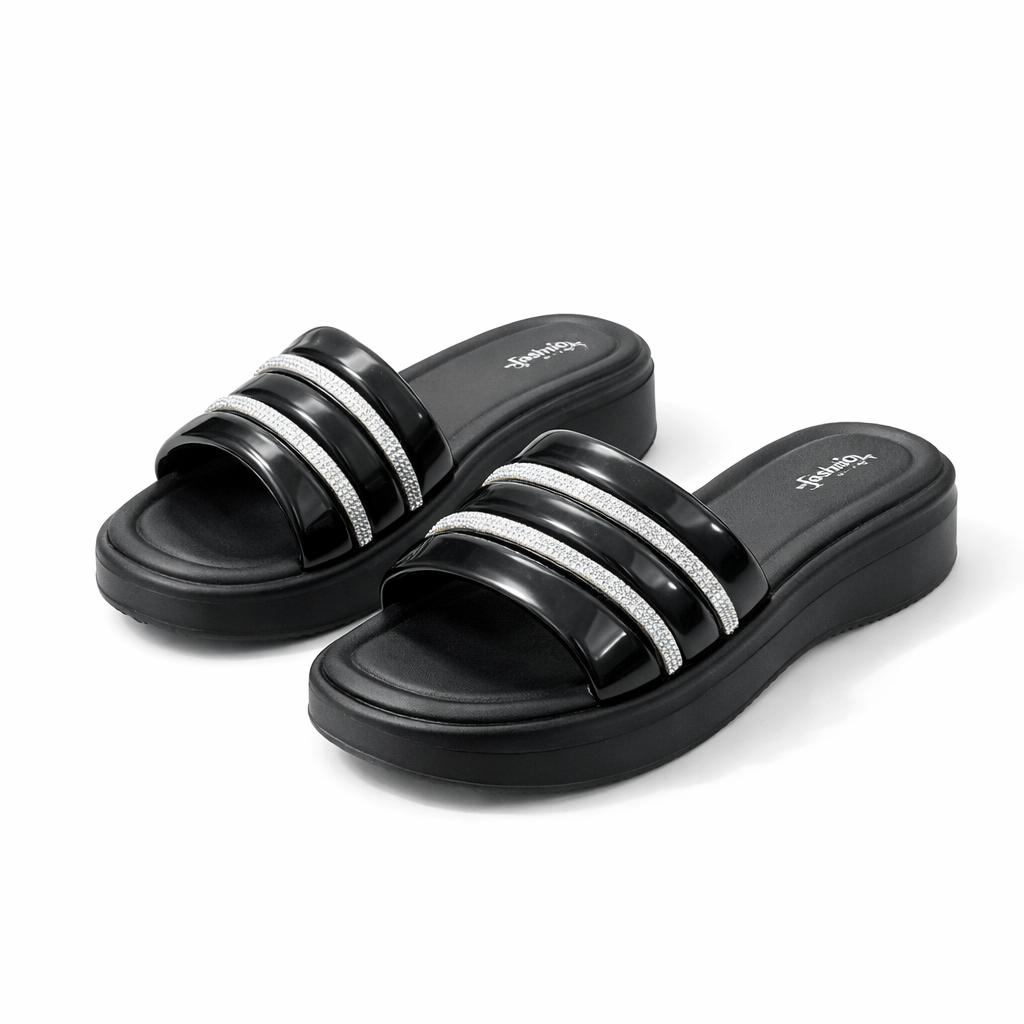 Black Stylish women casual slippers slip-on design