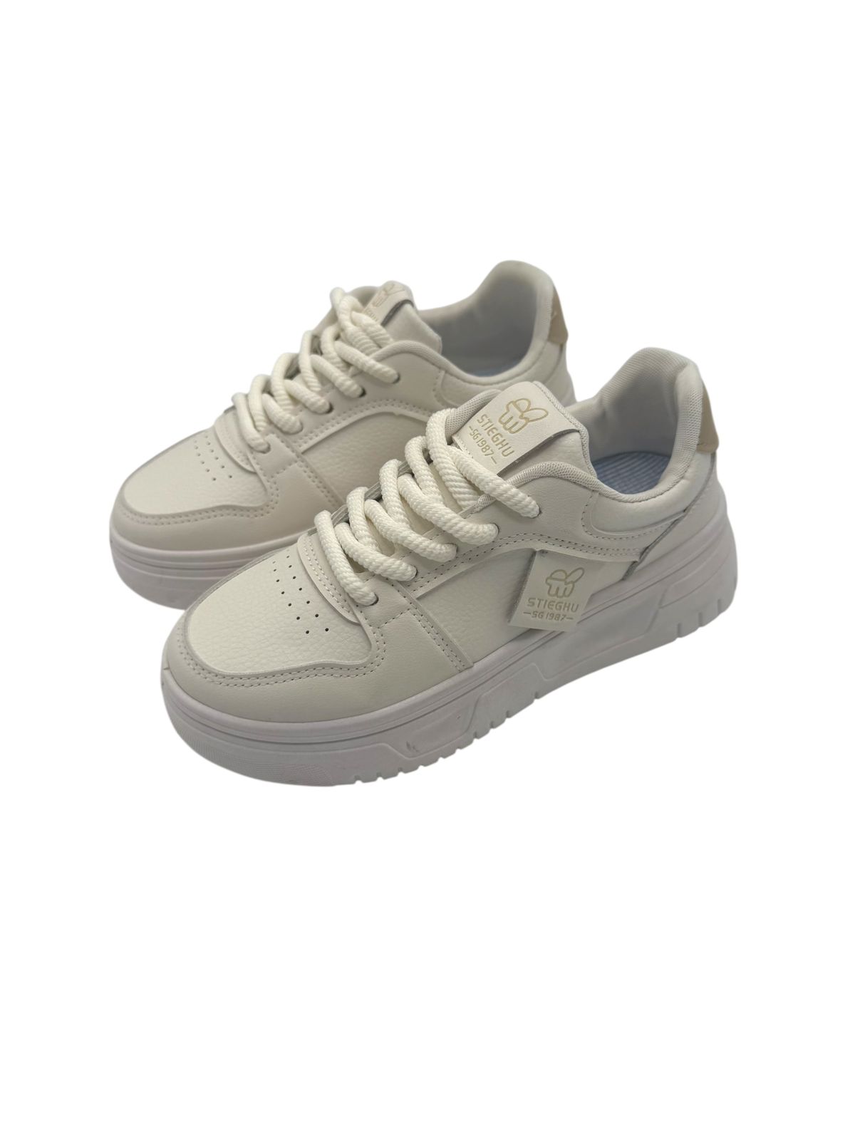 Women Sneakers  Shoes|R-8